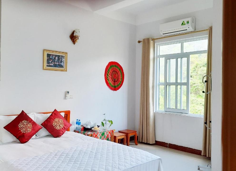Viet Hoang Hotel Bao Lac Esterno foto