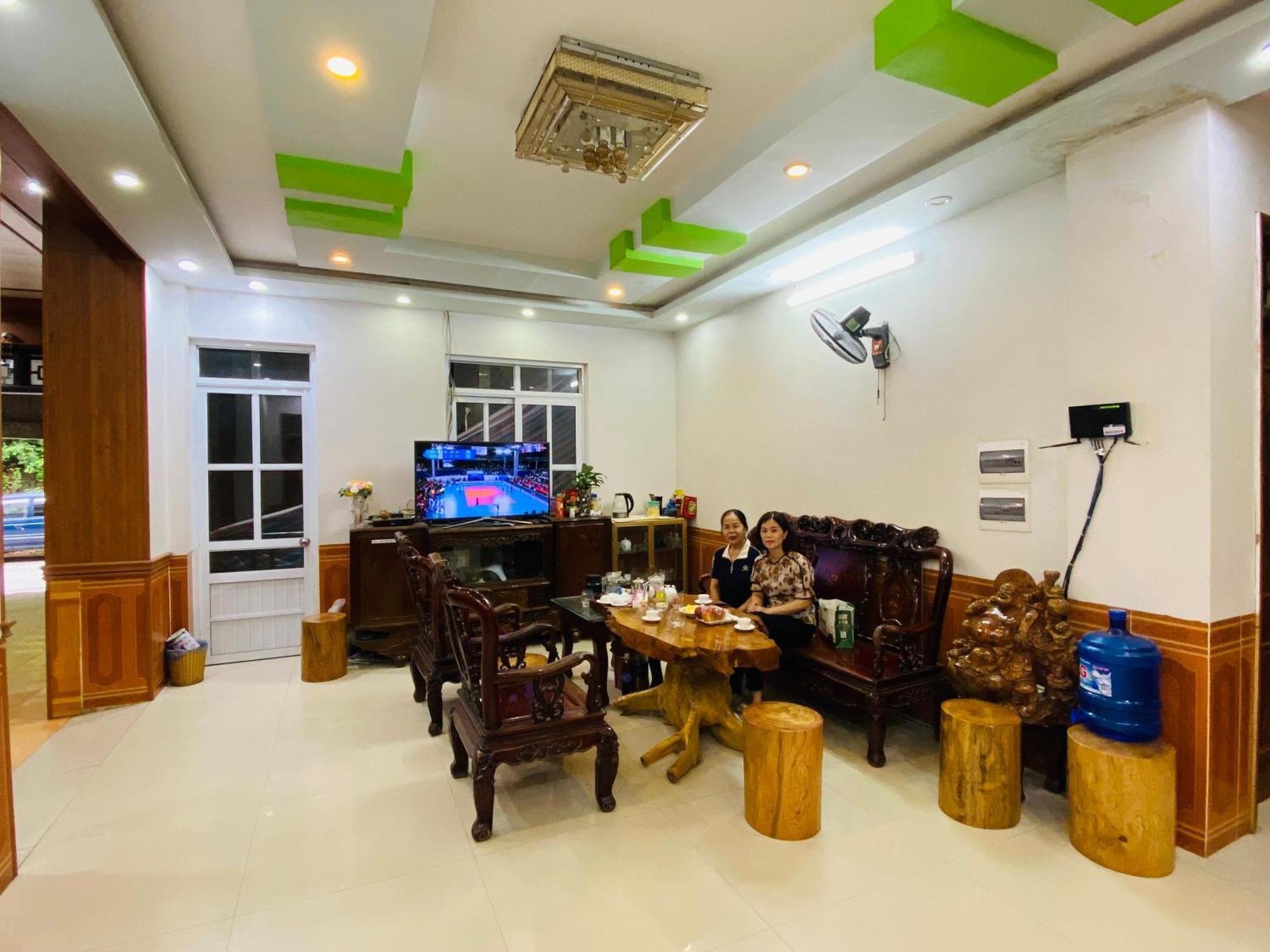 Viet Hoang Hotel Bao Lac Esterno foto