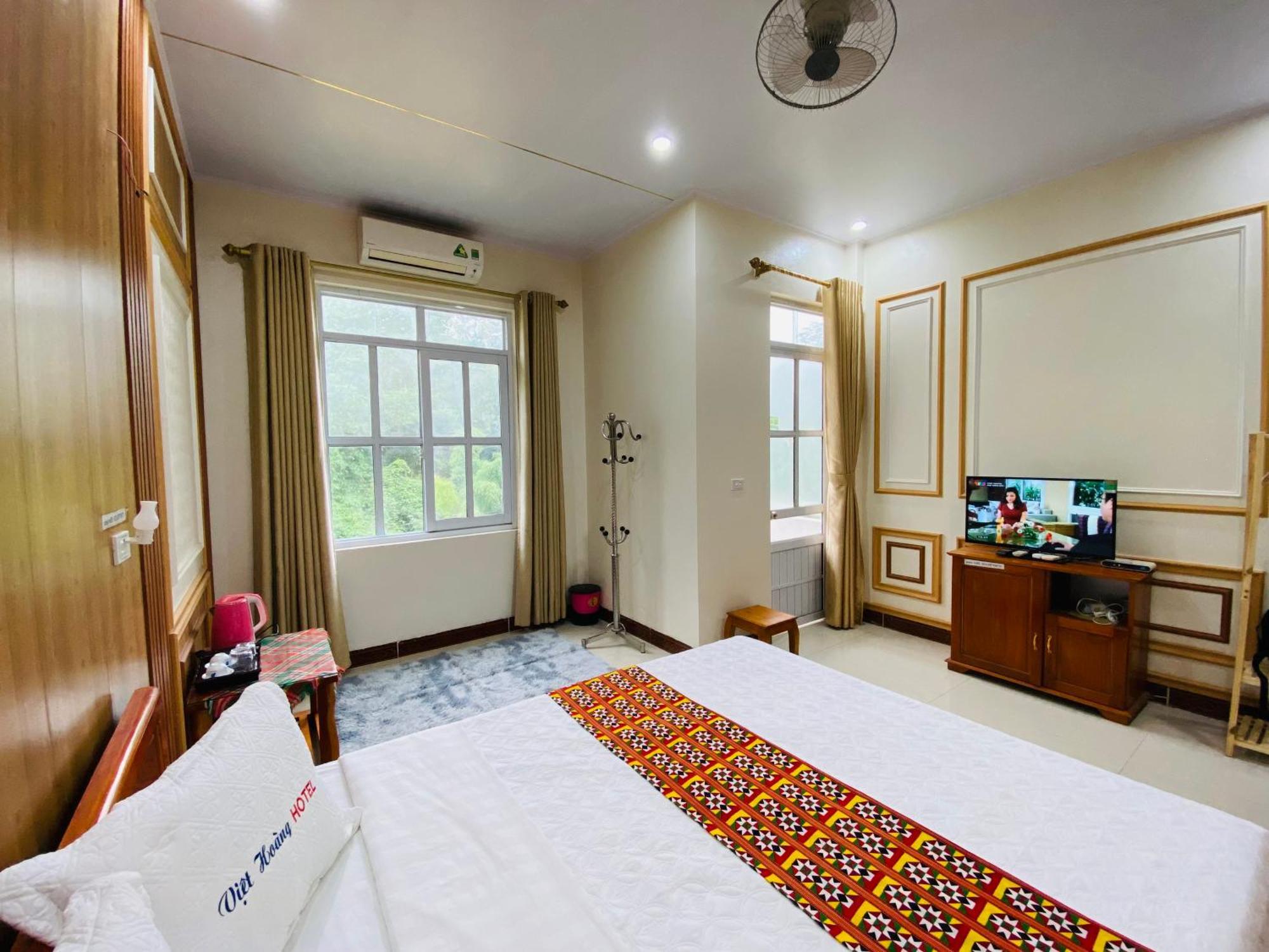 Viet Hoang Hotel Bao Lac Esterno foto